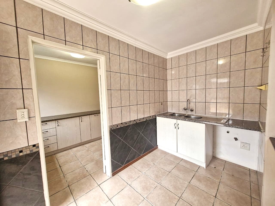 To Let 3 Bedroom Property for Rent in De Oude Spruit Western Cape